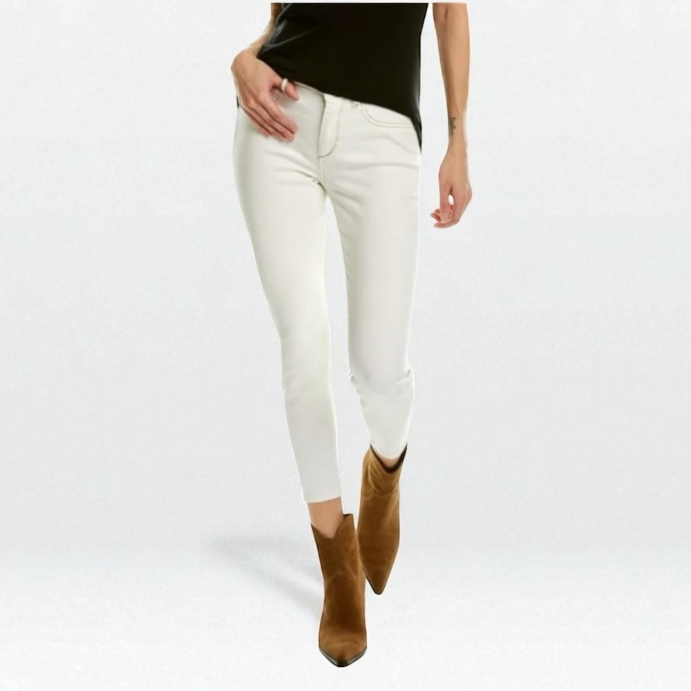 DL1961 Florence Instasculpt Cropped in Bone Size 27